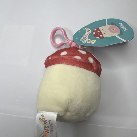 Squishmallows Sakina The Mushroom Clip On 3.5 NWT - Picture 2 of 3
